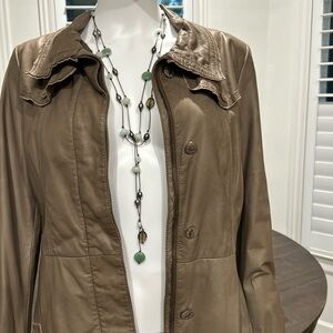 Stella & Dot necklace